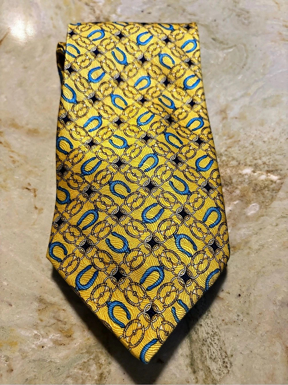 Angelique Geometric Tie in Yellow & Blue Like New
